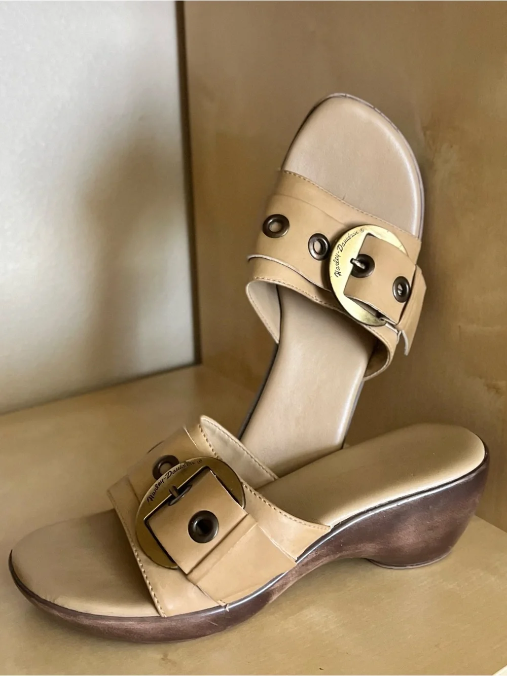 Harley-Davidson Macie Ring Tan Slide Heeled Sandals with Brass-Tone Buckle